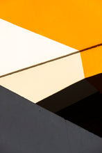 Charger l&#39;image dans la galerie, Figure Orange, Noire et Grise